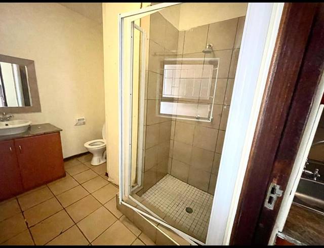 1 BEDROOM PROPERTY TO RENT IN DASSIE RAND